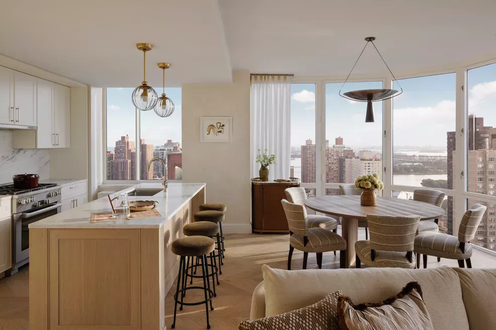 The Strathmore light filled kitchens and living rooms with expansive views 
